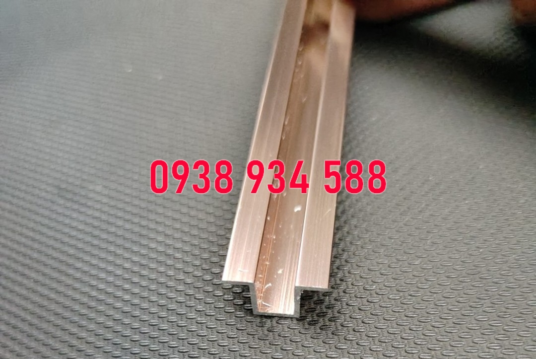 nẹp U7x15mm màu hồng